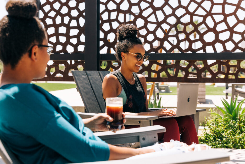 052022_ShowitBranding_3521 - Showit