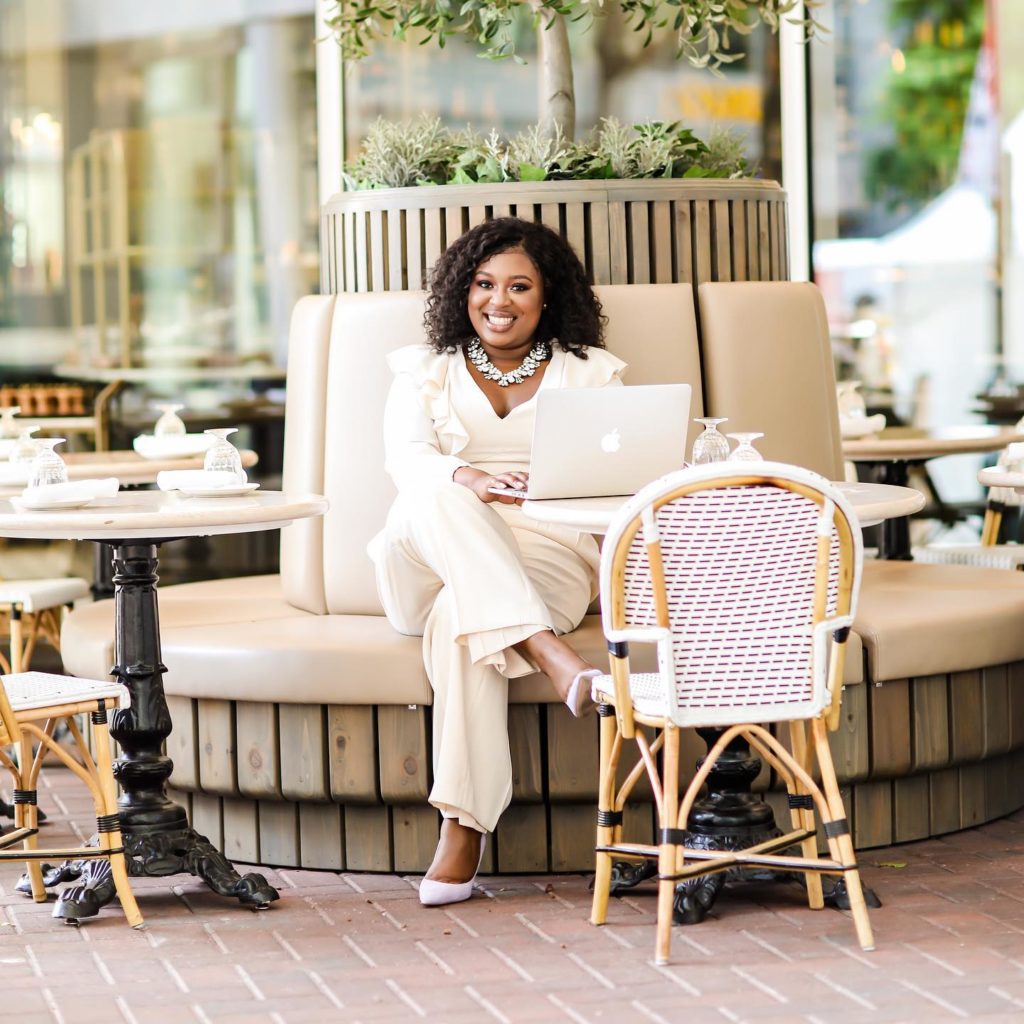 115927397_3096179063822502_2462385431487965931_o - Showit