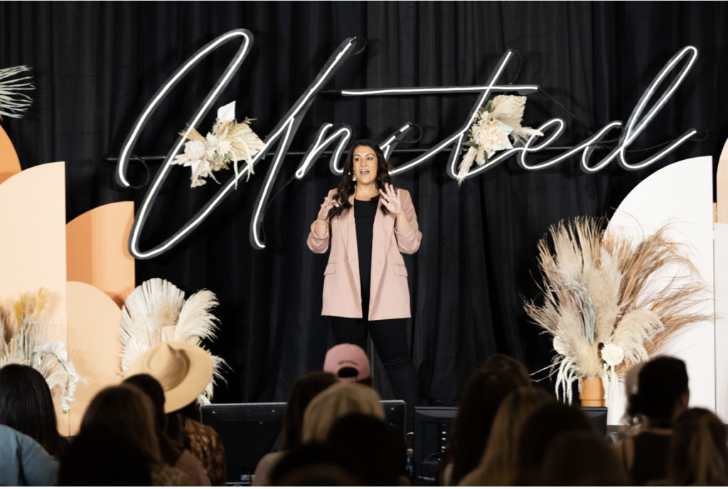 Laylee Emadi Smith is an amazing woman business owner