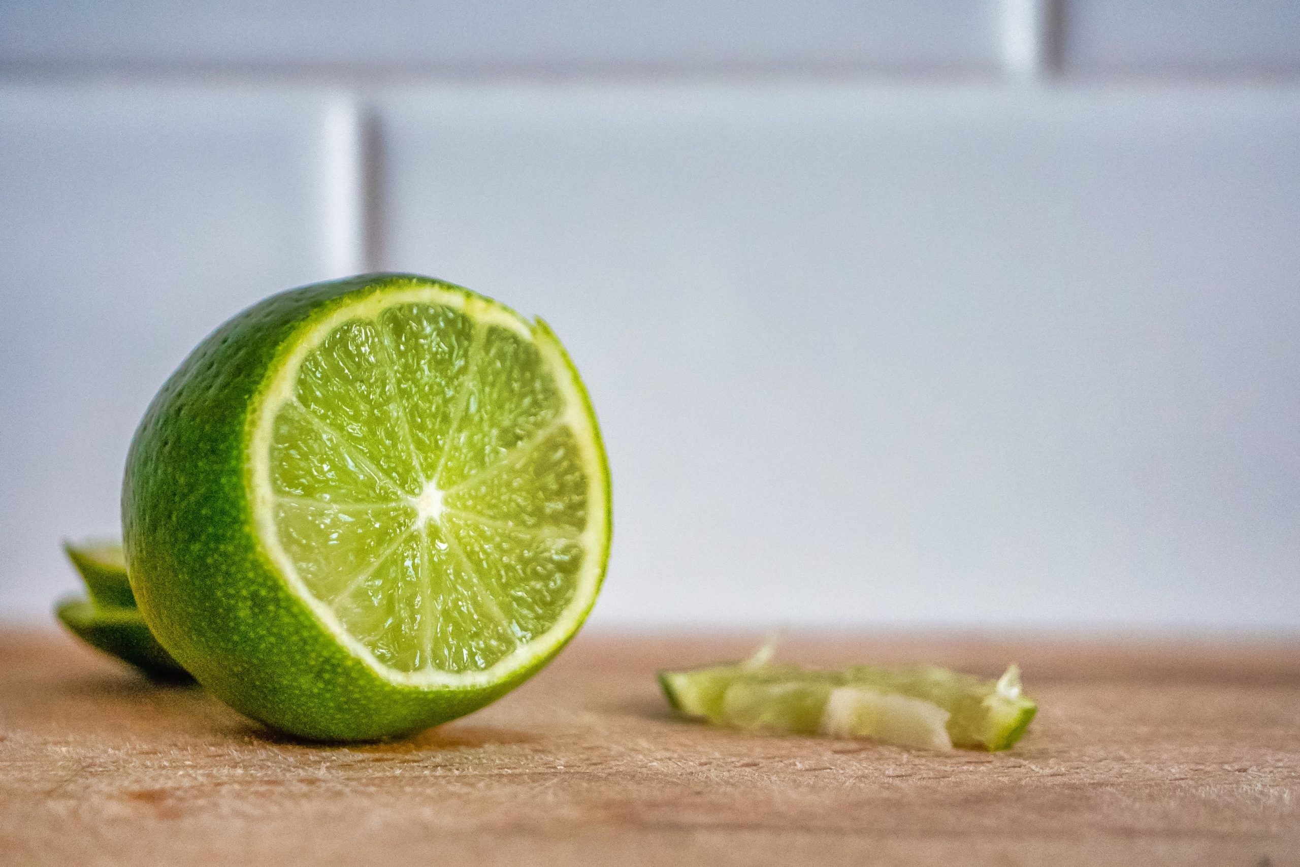 Slice a lime to garnish your daiquiri